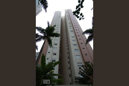 Apartamento à venda com 96m², 3 quartos e 2 vagasFachada