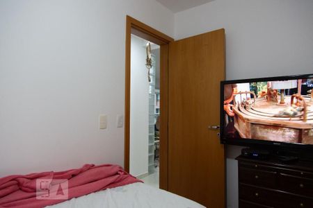 Apartamento à venda com 96m², 3 quartos e 2 vagas Apartamento à venda com 96m², 3 quartos e 2 vagasQuarto 2
