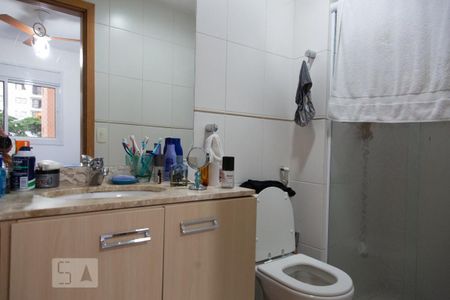 Apartamento à venda com 96m², 3 quartos e 2 vagas Apartamento à venda com 96m², 3 quartos e 2 vagasBanheiro da suíte