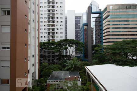 Apartamento à venda com 96m², 3 quartos e 2 vagas Apartamento à venda com 96m², 3 quartos e 2 vagasVista da varanda