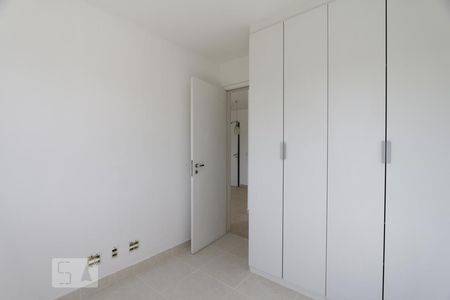 Quarto 1 de apartamento para alugar com 2 quartos, 59m² em Taquara, Rio de Janeiro