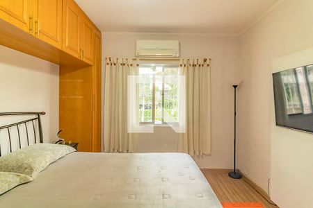 Casa à venda com 180m², 3 quartos e 2 vagas Casa à venda com 180m², 3 quartos e 2 vagasSuíte