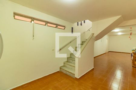 Casa à venda com 180m², 3 quartos e 2 vagas Casa à venda com 180m², 3 quartos e 2 vagasEdícula