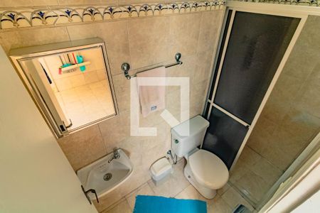 Casa à venda com 180m², 3 quartos e 2 vagas Casa à venda com 180m², 3 quartos e 2 vagasBanheiro de Serviço