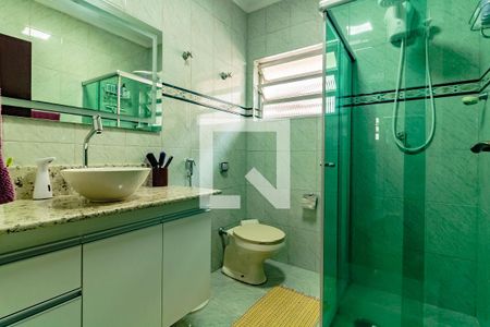 Casa à venda com 180m², 3 quartos e 2 vagas Casa à venda com 180m², 3 quartos e 2 vagasBanheiro da Suíte