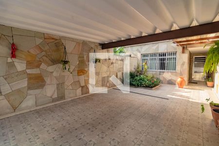 Casa à venda com 180m², 3 quartos e 2 vagas Casa à venda com 180m², 3 quartos e 2 vagasGaragem