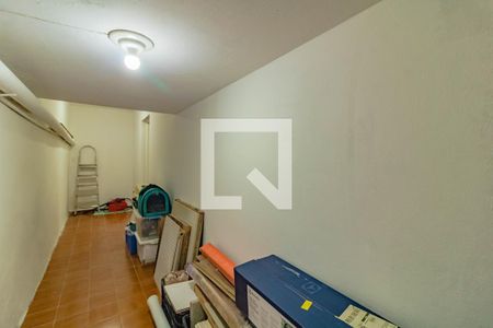 Casa à venda com 180m², 3 quartos e 2 vagas Casa à venda com 180m², 3 quartos e 2 vagasEdícula