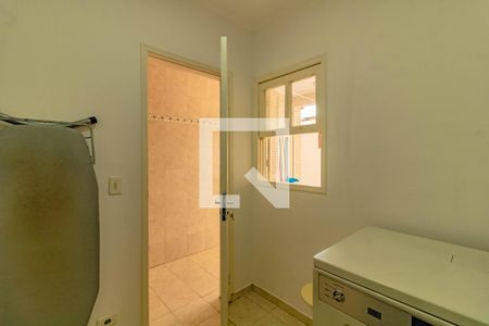 Casa à venda com 180m², 3 quartos e 2 vagas Casa à venda com 180m², 3 quartos e 2 vagasQuarto de Serviço