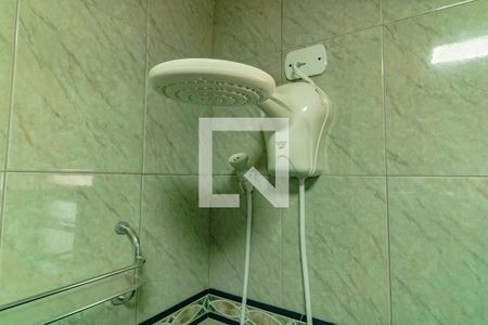 Casa à venda com 180m², 3 quartos e 2 vagas Casa à venda com 180m², 3 quartos e 2 vagasBanheiro Social