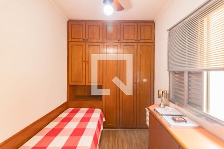 Casa à venda com 180m², 3 quartos e 2 vagas Casa à venda com 180m², 3 quartos e 2 vagasQuarto 2