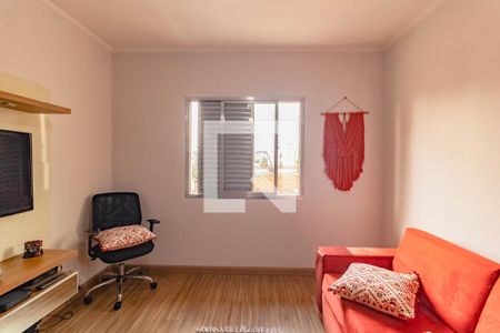 Casa à venda com 180m², 3 quartos e 2 vagas Casa à venda com 180m², 3 quartos e 2 vagasQuarto 1