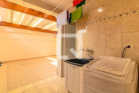 Casa à venda com 180m², 3 quartos e 2 vagas Casa à venda com 180m², 3 quartos e 2 vagasÁrea de Serviço