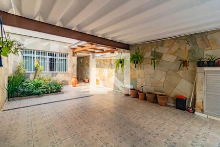 Casa à venda com 180m², 3 quartos e 2 vagas Casa à venda com 180m², 3 quartos e 2 vagasGaragem