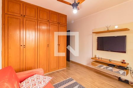 Casa à venda com 180m², 3 quartos e 2 vagas Casa à venda com 180m², 3 quartos e 2 vagasQuarto 1