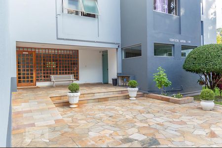 Apartamento para alugar com 105m², 2 quartos e 2 vagas Apartamento para alugar com 105m², 2 quartos e 2 vagasHall de Entrada