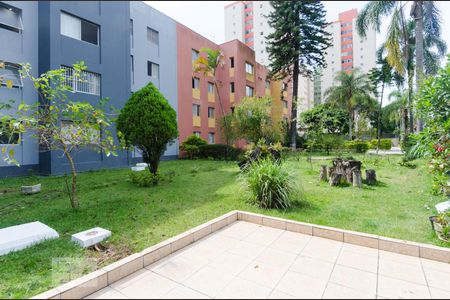 Apartamento para alugar com 105m², 2 quartos e 2 vagas Apartamento para alugar com 105m², 2 quartos e 2 vagasÁrea comum