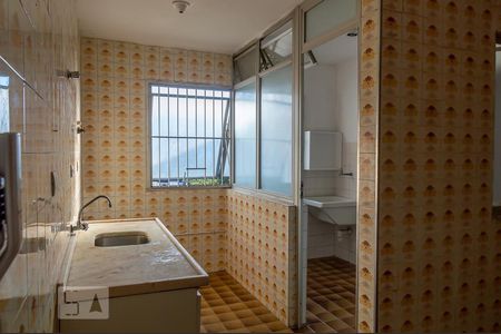 Apartamento para alugar com 105m², 2 quartos e 2 vagas Apartamento para alugar com 105m², 2 quartos e 2 vagasCozinha