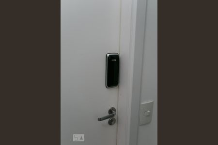 Studio à venda com 35m², 1 quarto e 1 vagafechadura eletrônica