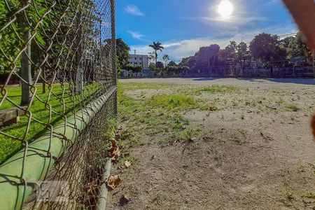 Casa à venda com 90m², 2 quartos e 5 vagasQuadra