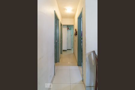 Corredor de casa para alugar com 2 quartos, 90m² em Freguesia (jacarepaguá), Rio de Janeiro