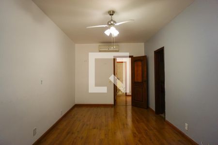 Apartamento à venda com 400m², 3 quartos e 2 vagas Apartamento à venda com 400m², 3 quartos e 2 vagasSuíte 1