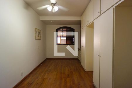 Apartamento à venda com 400m², 3 quartos e 2 vagas Apartamento à venda com 400m², 3 quartos e 2 vagasQuarto