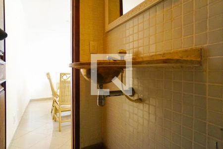 Apartamento à venda com 400m², 3 quartos e 2 vagas Apartamento à venda com 400m², 3 quartos e 2 vagasLavabo