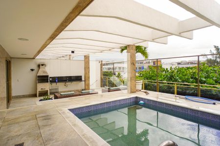 Apartamento à venda com 400m², 3 quartos e 2 vagas Apartamento à venda com 400m², 3 quartos e 2 vagasVaranda da Sala