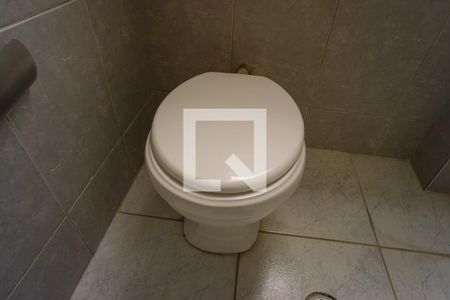 Apartamento à venda com 400m², 3 quartos e 2 vagas Apartamento à venda com 400m², 3 quartos e 2 vagasBanheiro de Serviço