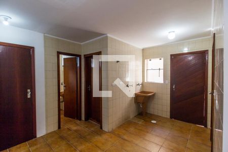 Casa de condomínio para alugar com 360m², 4 quartos e 3 vagasÁrea de Serviço