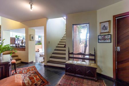 Hall de Entrada de casa de condomínio para alugar com 4 quartos, 360m² em Residencial Seis (alphaville), Santana de Parnaíba