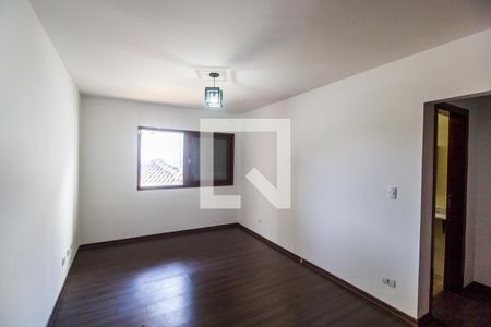 Casa de condomínio para alugar com 360m², 4 quartos e 3 vagasSuíte 3