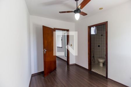 Casa de condomínio para alugar com 360m², 4 quartos e 3 vagasSuíte 2