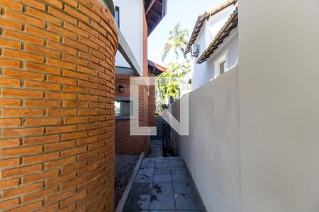 Casa de condomínio para alugar com 360m², 4 quartos e 3 vagasGaragem