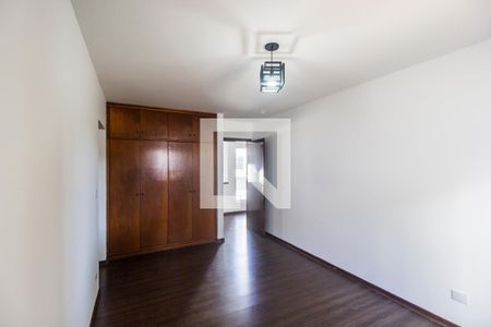 Casa de condomínio para alugar com 360m², 4 quartos e 3 vagasSuíte 3