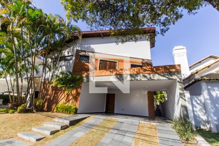 Casa de condomínio para alugar com 360m², 4 quartos e 3 vagasGaragem