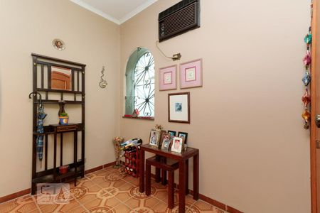 Entrada de casa à venda com 5 quartos, 310m² em Sumaré, São Paulo