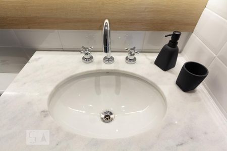 Studio para alugar com 52m², 1 quarto e 1 vaga Studio para alugar com 52m², 1 quarto e 1 vagaBanheiro da Suíte