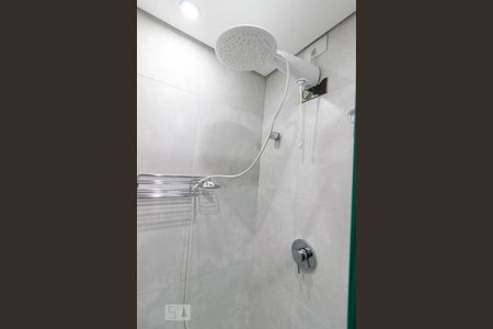 Studio para alugar com 30m², 1 quarto e 1 vaga Studio para alugar com 30m², 1 quarto e 1 vagaBanheiro