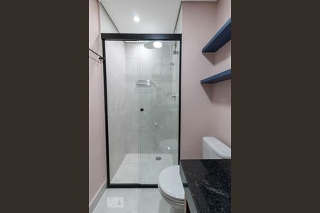 Studio para alugar com 30m², 1 quarto e 1 vaga Studio para alugar com 30m², 1 quarto e 1 vagaBanheiro