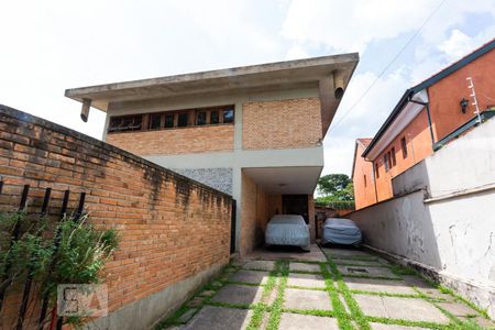 Casa à venda com 561m², 5 quartos e 5 vagasGaragem