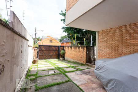 Casa à venda com 561m², 5 quartos e 5 vagasGaragem
