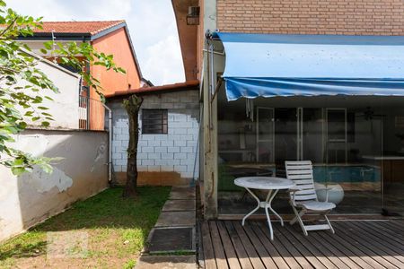 Casa à venda com 561m², 5 quartos e 5 vagasQuintal