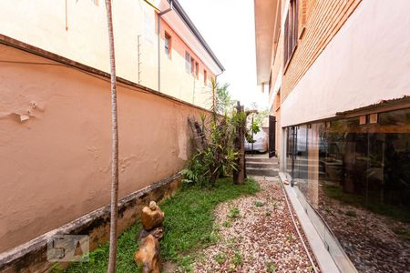 Casa à venda com 561m², 5 quartos e 5 vagasQuintal