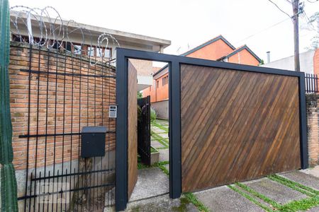 Casa à venda com 561m², 5 quartos e 5 vagasFachada