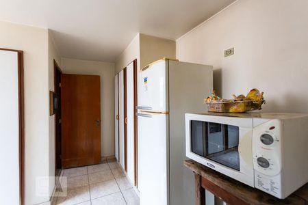 Casa à venda com 561m², 5 quartos e 5 vagasCozinha