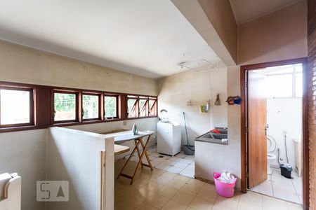 Casa à venda com 561m², 5 quartos e 5 vagasÁrea de Serviço