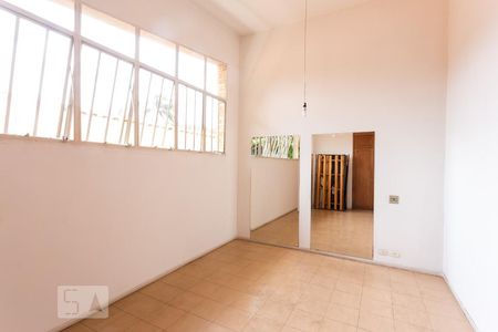Casa à venda com 561m², 5 quartos e 5 vagasquarto 5