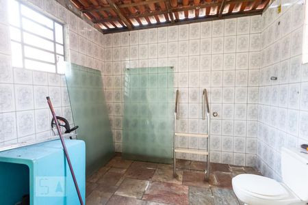 Casa à venda com 561m², 5 quartos e 5 vagasBanheiro