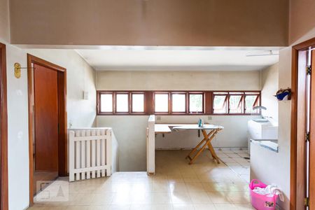 Casa à venda com 561m², 5 quartos e 5 vagasÁrea de Serviço